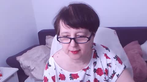 Snapshot of christarose chatting on 12-22-24, 09:53 Christa online show from 12-22-24, 09:53