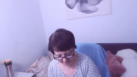 Snapshot of christarose chatting on 11-15-25, 05:53 Christa online show from 11-15-25, 05:53