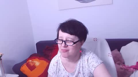 Snapshot of christarose chatting on 05-20-26, 09:32 Christa online show from 05-20-26, 09:32