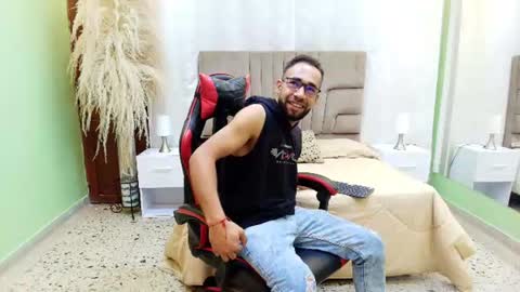 Christian Lundgren online show from 07-30-26, 03:27