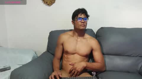 Snapshot of christian_musclet4 chatting on 10-03-25, 07:55 ---Chistian--- online show from 10-03-25, 07:55