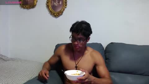 Snapshot of christian_musclet4 chatting on 10-15-25, 06:19 ---Chistian--- online show from 10-15-25, 06:19