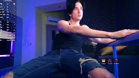Snapshot of christianlevine_ chatting on 06-16-26, 09:28 UPVOTE ME ------ ILL DO SOMETHING FOR FREE online show from 06-16-26, 09:28