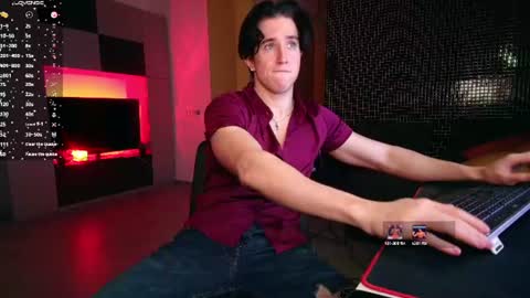 Snapshot of christianlevine_ chatting on 06-18-26, 04:13 UPVOTE ME ------ ILL DO SOMETHING FOR FREE online show from 06-18-26, 04:13