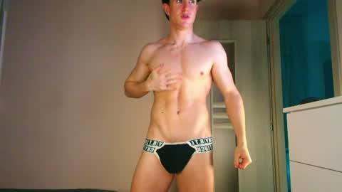 Snapshot of christianlevine_ chatting on 07-11-26, 07:38 UPVOTE ME ------ ILL DO SOMETHING FOR FREE online show from 07-11-26, 07:38