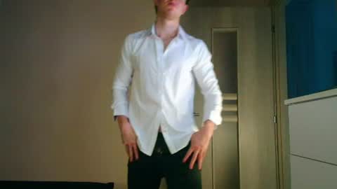 Snapshot of christianlevine_ chatting on 07-15-26, 07:41 UPVOTE ME ------ ILL DO SOMETHING FOR FREE online show from 07-15-26, 07:41