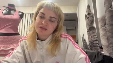 Snapshot of christiechorney chatting on 06-11-26, 05:33 christiechorney online show from 06-11-26, 05:33