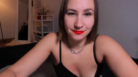 christina rosse online show from 11-18-25, 10:09