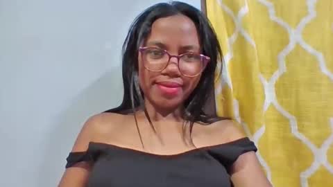 christinah262488 online show from 05-11-26, 12:33