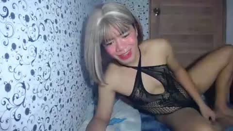 Snapshot of christinakissxxx chatting on 05-19-26, 05:14 Your Mistresssissy Christinaaa online show from 05-19-26, 05:14