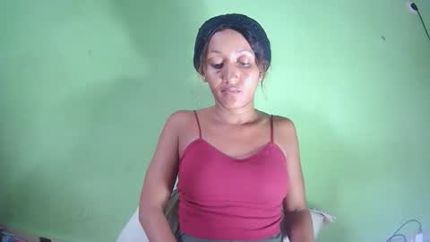 Snapshot of christine213 chatting on 02-07-26, 12:53 christine213 online show from 02-07-26, 12:53