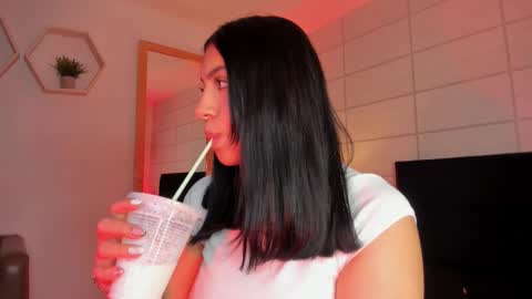 Christine  online show from 11-24-25, 11:54