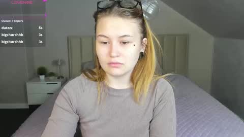 christine_wallker online show from 10-15-25, 02:11