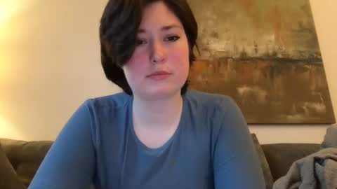 Snapshot of christinescorner chatting on 07-18-26, 11:41 Christine online show from 07-18-26, 11:41