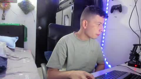 christmiller_1 online show from 07-30-26, 11:15