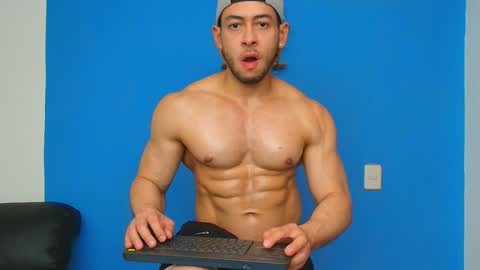 Christopher online show from 01-12-25, 02:03