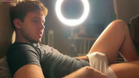 Snapshot of christophertan chatting on 09-28-25, 11:37 Christopher online show from 09-28-25, 11:37