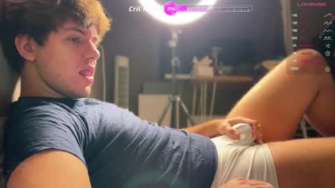 Snapshot of christophertan chatting on 11-20-25, 11:43 Christopher online show from 11-20-25, 11:43