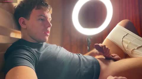 Christopher online show from 02-27-26, 06:46