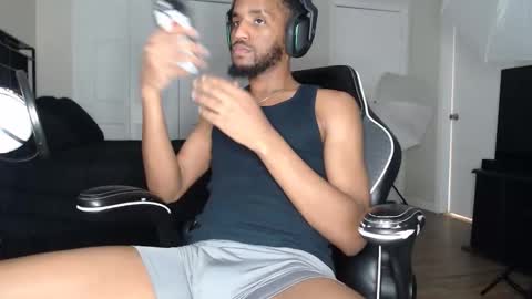 Snapshot of chrisvacherx chatting on 02-14-26, 06:54 ChrisVacherx online show from 02-14-26, 06:54