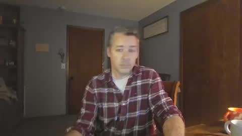 chrisw8121 online show from 04-15-26, 02:07