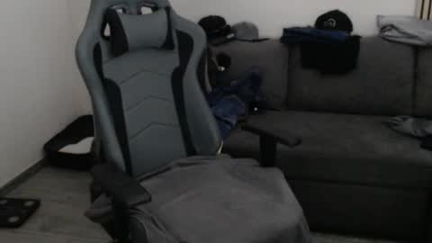 Chrizz online show from 04-09-26, 04:12