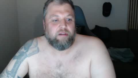 Snapshot of chrizz80 chatting on 04-25-26, 03:31 Chrizz online show from 04-25-26, 03:31