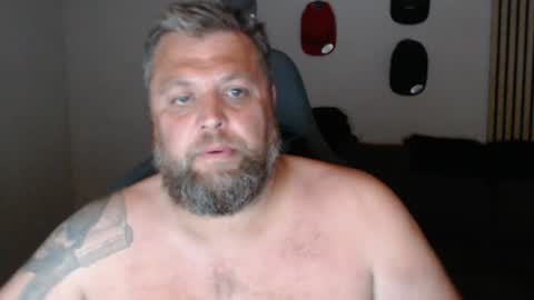 Snapshot of chrizz80 chatting on 07-03-26, 11:55 Chrizz online show from 07-03-26, 11:55