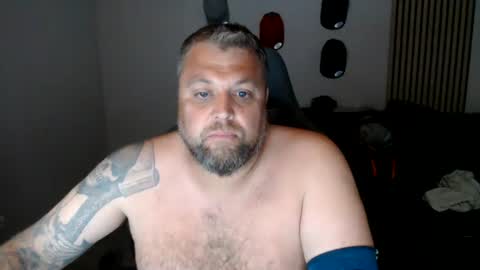 Snapshot of chrizz80 chatting on 07-14-26, 10:26 Chrizz online show from 07-14-26, 10:26