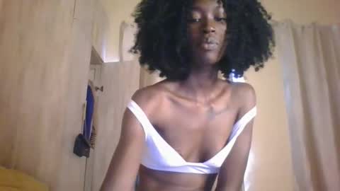 chroe22 online show from 04-25-26, 01:41