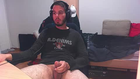 Chromefox123 online show from 12-15-25, 07:29