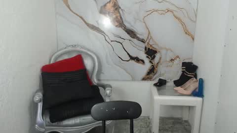 Snapshot of chrysta_12 chatting on 09-26-25, 10:03 chrystal hotty online show from 09-26-25, 10:03
