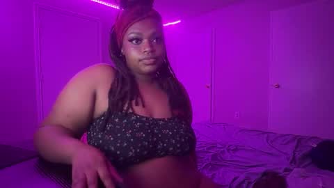 EmberEssence online show from 09-17-25, 04:36