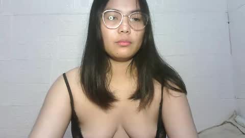 Snapshot of chubbycheeks27 chatting on 02-06-25, 05:30 chubbycheeks27 online show from 02-06-25, 05:30