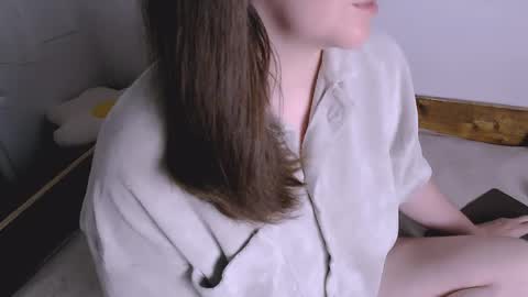 Maia online show from 05-19-26, 06:36