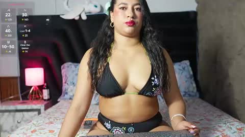 Snapshot of chubbysoftlatinaa chatting on 07-12-26, 07:27 Saray online show from 07-12-26, 07:27