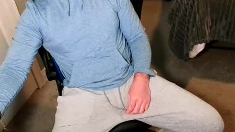 Snapshot of chuck0781 chatting on 11-07-25, 09:48 chuck online show from 11-07-25, 09:48