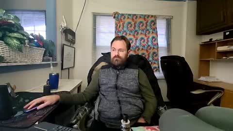 chuck7891 online show from 11-11-25, 09:48