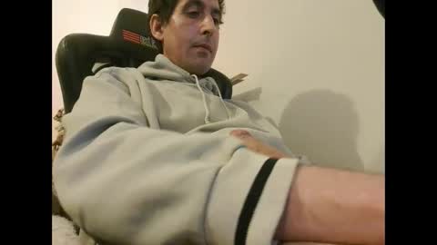 chuckyaegar1982 online show from 12-08-24, 05:55