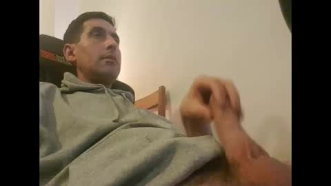 chuckyaegar1982 online show from 01-03-25, 09:57