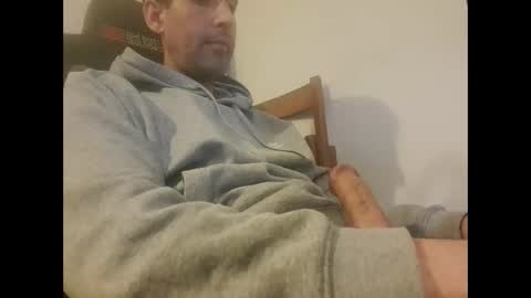 chuckyaegar1982 online show from 02-11-25, 04:35