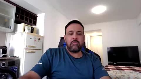 Guillote online show from 03-29-26, 07:36