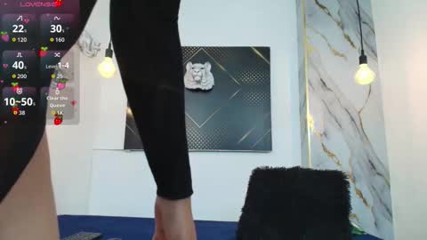 ...   ... online show from 11-03-25, 04:03