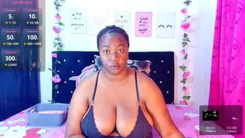 Snapshot of ciaraebonyxxx chatting on 12-19-24, 08:23 ciaraebonyxxx online show from 12-19-24, 08:23