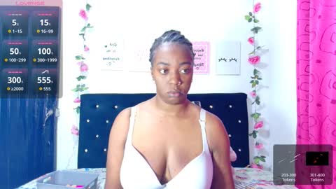 Snapshot of ciaraebonyxxx chatting on 10-07-25, 08:44 ciaraebonyxxx online show from 10-07-25, 08:44