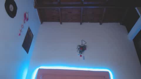 Snapshot of cicimom chatting on 01-15-26, 01:43 cicimom online show from 01-15-26, 01:43