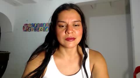 Snapshot of cielonoir04 chatting on 05-17-26, 04:21 Cielo Noir online show from 05-17-26, 04:21