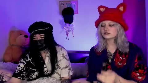 Helen and Teya online show from 09-19-25, 01:56