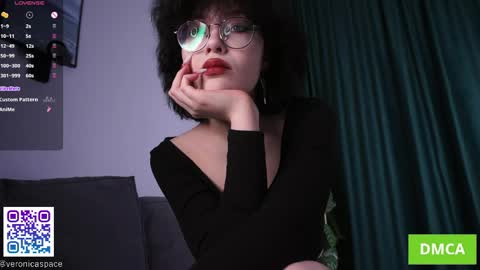   L  online show from 04-20-26, 05:54