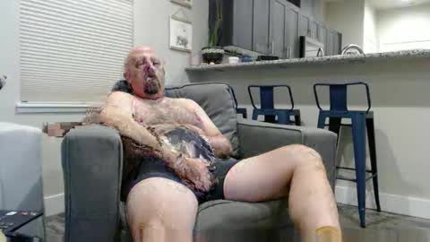 Snapshot of cinapw chatting on 10-16-25, 03:29 cinapw online show from 10-16-25, 03:29